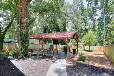 211 Mobley Circle, Monroe, GA 30655 - Photo 2
