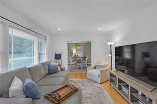 1095 Latham Rd, Decatur, GA 30033 - Photo 2