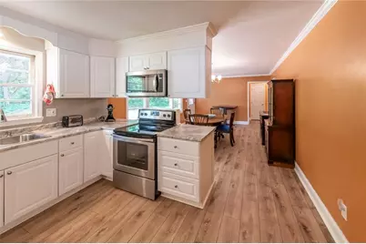 211 Bennett Circle, Carrollton, GA 30117 - Photo 8