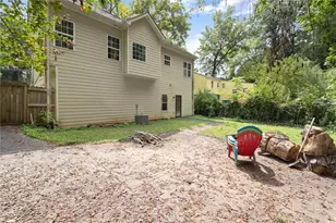 2119 Mulberry St, East Point, GA 30344 - Photo 28