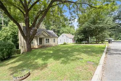 2119 Mulberry Street, East Point, GA 30344 - Photo 2
