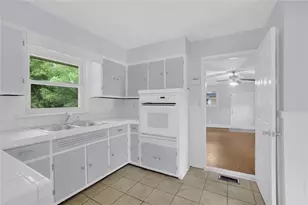 1563 Rockbridge Rd, Stone Mountain, GA 30087 - Photo 6