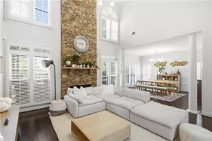 303 Declaire Way NE, Marietta, GA 30067 - Photo 4