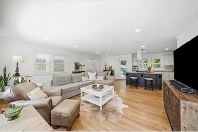 31 W Belle Isle Road, Sandy Springs, GA 30342 - Photo 2
