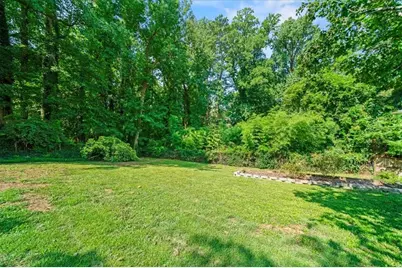31 W Belle Isle Road, Sandy Springs, GA 30342 - Photo 24