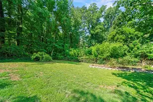 31 W Belle Isle Rd, Sandy Springs, GA 30342 - Photo 24