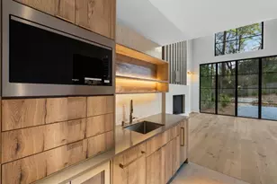 843 Yorkshire Rd, Atlanta, GA 30306 - Photo 8