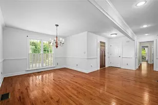 805 Pinehurst Dr, Woodstock, GA 30188 - Photo 8