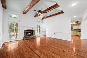 805 Pinehurst Dr, Woodstock, GA 30188 - Photo 4
