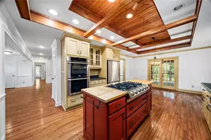 805 Pinehurst Dr, Woodstock, GA 30188 - Photo 10