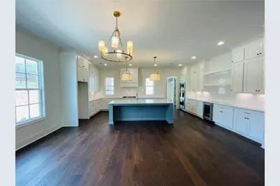 212 Suwanee Avenue, Suwanee, GA 30024 - Photo 4