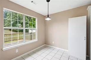 4765 Clayton Crossing Ln, Ellenwood, GA 30294 - Photo 10