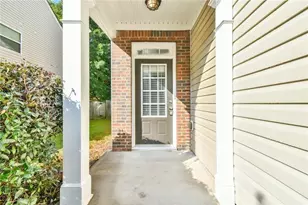 2694 Winslow Ridge Dr, Buford, GA 30519 - Photo 2