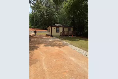 637 Parkdale Drive, Scottdale, GA 30079 - Photo 2