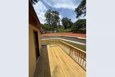 637 Parkdale Drive, Scottdale, GA 30079 - Photo 14
