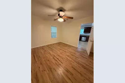 637 Parkdale Drive, Scottdale, GA 30079 - Photo 4
