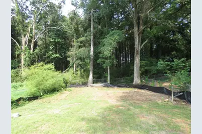 429 Orchard Drive, Stone Mountain, GA 30083 - Photo 8