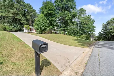 310 Timber Laurel Lane, Lawrenceville, GA 30043 - Photo 6