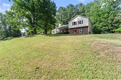 310 Timber Laurel Lane, Lawrenceville, GA 30043 - Photo 4