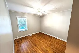2641 Acadia St, East Point, GA 30344 - Photo 8