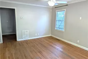 2641 Acadia St, Atlanta, GA 30344 - Photo 4