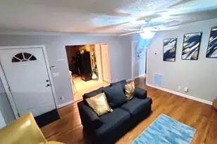 2641 Acadia St, Atlanta, GA 30344 - Photo 6