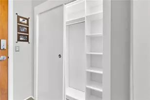 560 Dutch Valley Rd NE, Atlanta, GA 30324 - Photo 18