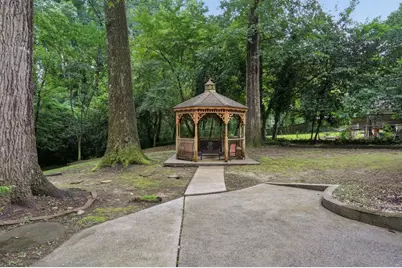 980 Brookdale Drive, East Point, GA 30344 - Photo 6