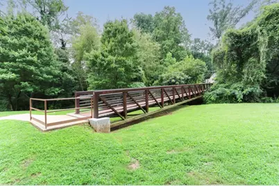 980 Brookdale Drive, East Point, GA 30344 - Photo 36