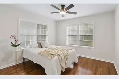 980 Brookdale Drive, East Point, GA 30344 - Photo 4