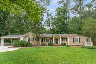2986 Mornington Dr NW, Atlanta, GA 30327 - Photo 2