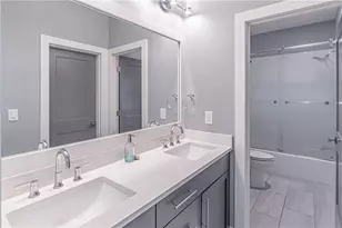 42 Walthall St NE, Atlanta, GA 30307 - Photo 40