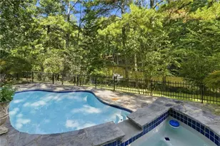 2040 Shallowford Park Manor, Roswell, GA 30075 - Photo 4