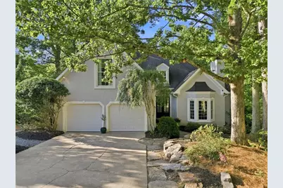 2040 Shallowford Park Manor, Roswell, GA 30075 - Photo 1