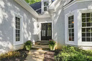2040 Shallowford Park Manor, Roswell, GA 30075 - Photo 2
