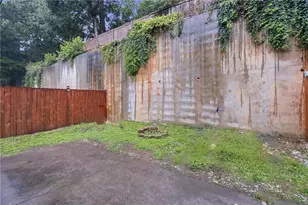 1955 Shawn Wayne Cir SE, Atlanta, GA 30316 - Photo 18