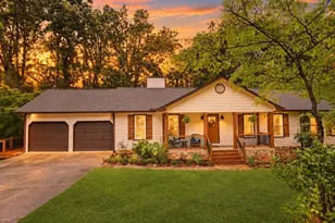 518 Pickett's Crossing, Acworth, GA 30101 - Photo 2
