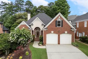 925 York Cove, Alpharetta, GA 30004 - Photo 2