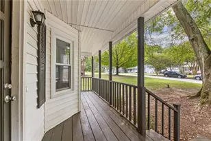 1731 Rose Garden Ln, Loganville, GA 30052 - Photo 2