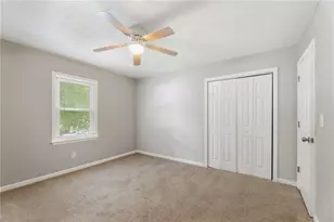 1731 Rose Garden Ln, Loganville, GA 30052 - Photo 8