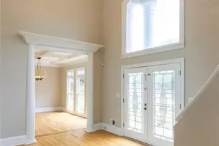 8445 Sentinae Chase Dr, Roswell, GA 30076 - Photo 6