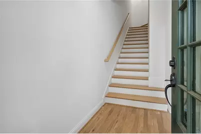 220 Colebrook Street NE, Atlanta, GA 30307 - Photo 2