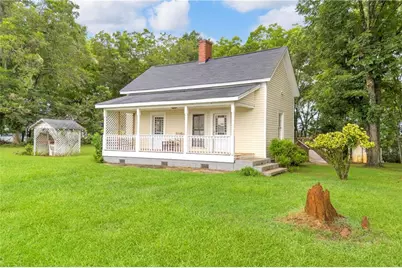 5270 Gainesville Street, Flowery Branch, GA 30542 - Photo 40