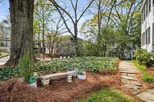 21 Peachtree Memorial Dr NW, Atlanta, GA 30309 - Photo 4