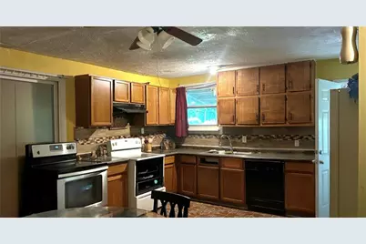 5405 Lee Circle, Forest Park, GA 30297 - Photo 10