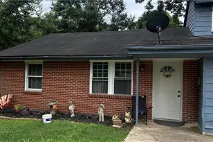 5405 Lee Cir, Forest Park, GA 30297 - Photo 2