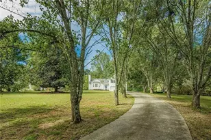391 Pinewood Pl, Dahlonega, GA 30533 - Photo 1