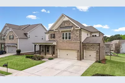 501 La Perla Drive, Sugar Hill, GA 30518 - Photo 2