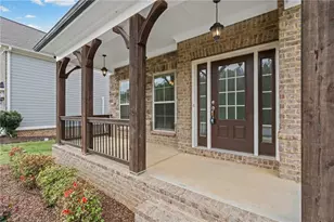 501 La Perla Dr, Sugar Hill, GA 30518 - Photo 4
