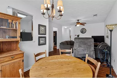 6647 Splashwater Drive, Flowery Branch, GA 30542 - Photo 10